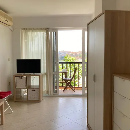 Apollonia Guest house